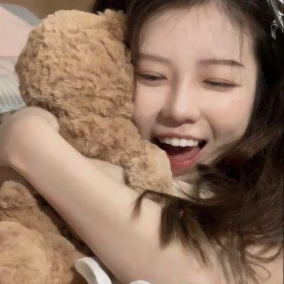 前妻重金求复合我却对钱不感兴趣